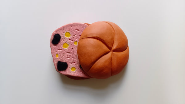 Leberkassemmerl (rotten)